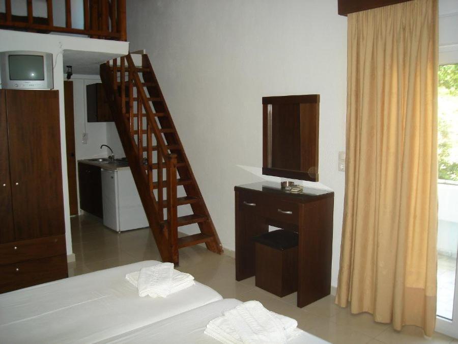 Hotel Zachos Troulos Bilik gambar