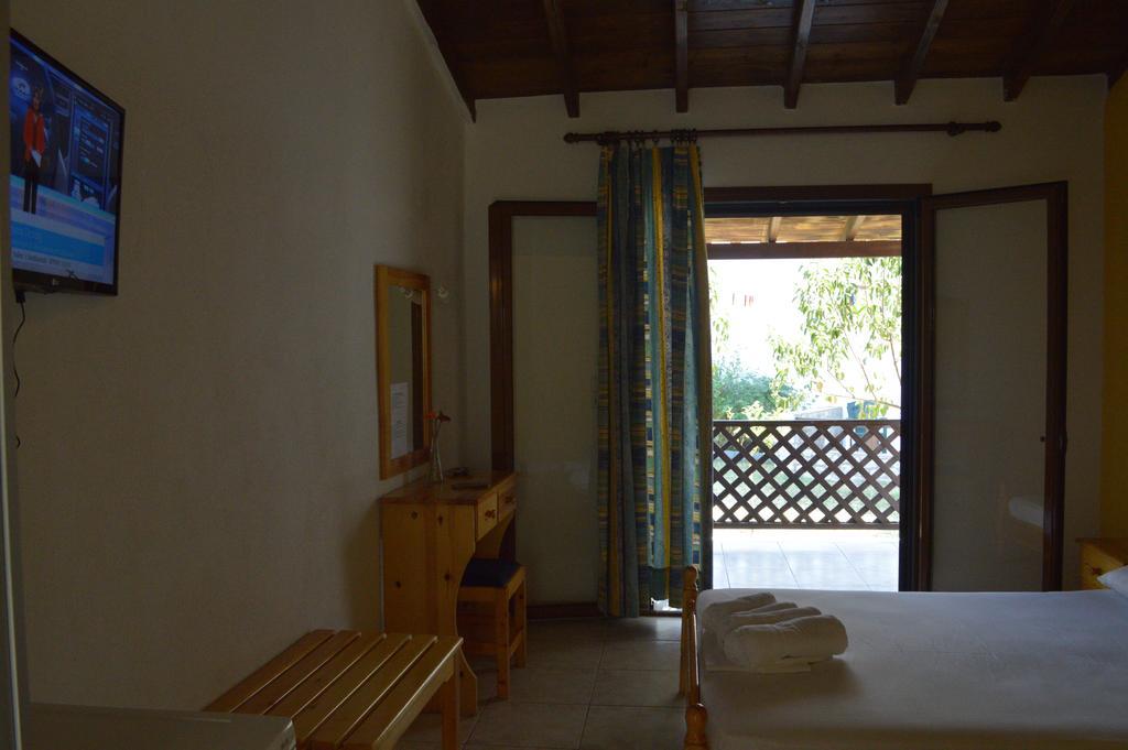 Hotel Zachos Troulos Luaran gambar