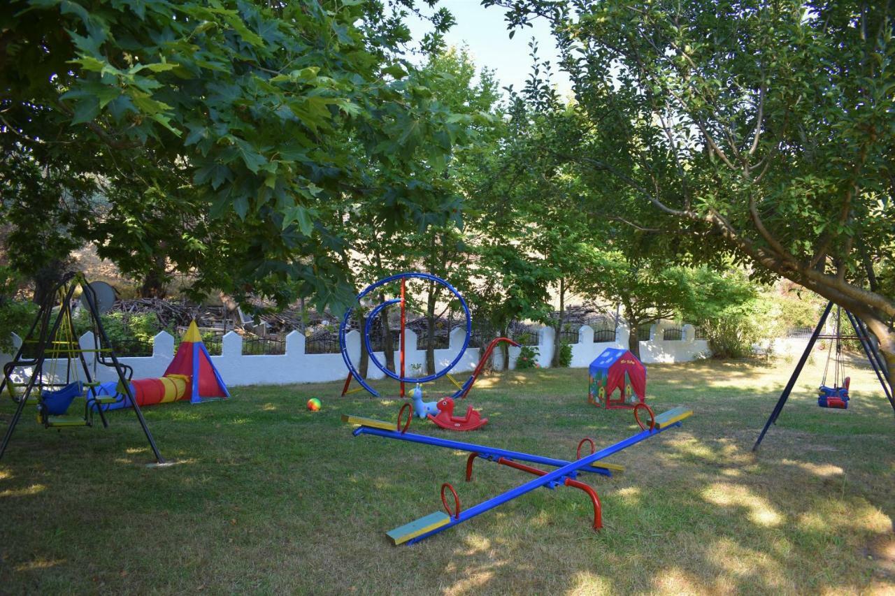 Hotel Zachos Troulos Luaran gambar